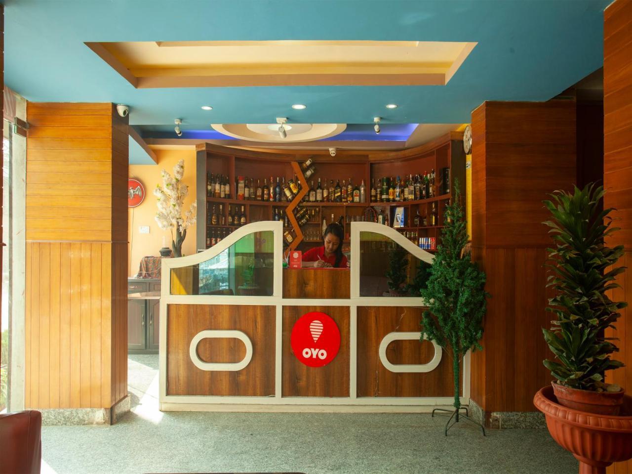 Oyo 195 Global Hotel And Resort Kathmandu Exterior foto