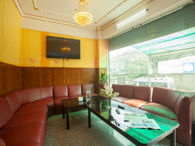 Oyo 195 Global Hotel And Resort Kathmandu Exterior foto